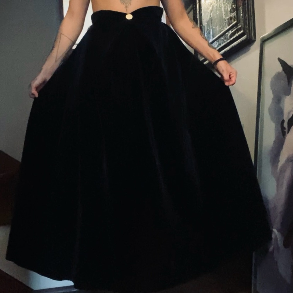 Vivienne Westwood Velvet Black Skirt - Picture 3 of 7